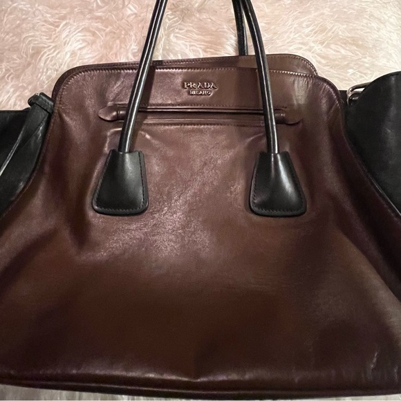 Prada black/brown two-tone crossbody handbag. - Picture 2 of 16